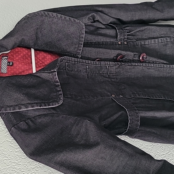 Volcom Jacket - Picture 7 of 7